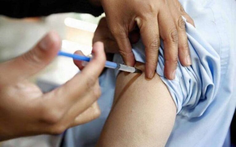 Quiénes deben recibir la segunda dosis de la Triple Viral tras la modificación del Ministerio de Salud