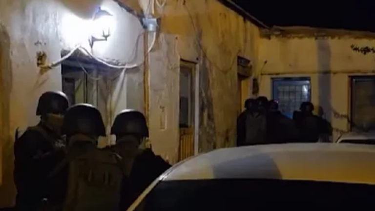 Tres allanamientos por venta de drogas en Sarmiento y Comodoro