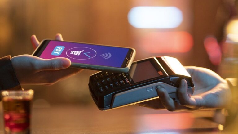 Reforma laboral: las fintech presionan para que Diputados habilite el cobro de salarios en billeteras virtuales