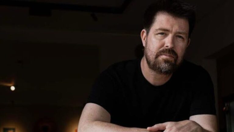 Edgardo Scott sobre su última novela: «En la lógica de asesino serial hay un goce en la captura de la presa»