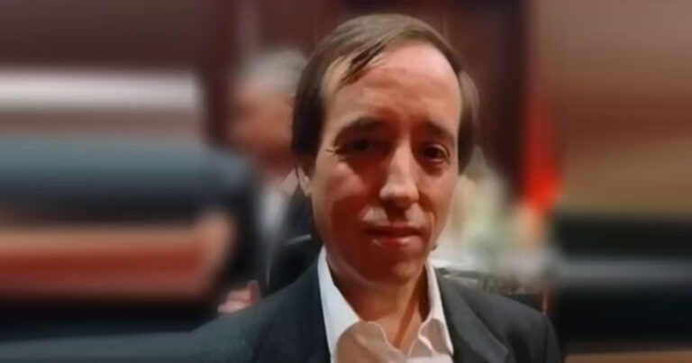 «Diez lucas al que se pone en bolas» y otras frases clave en la acusación contra Marcelo Porcel por abuso sexual