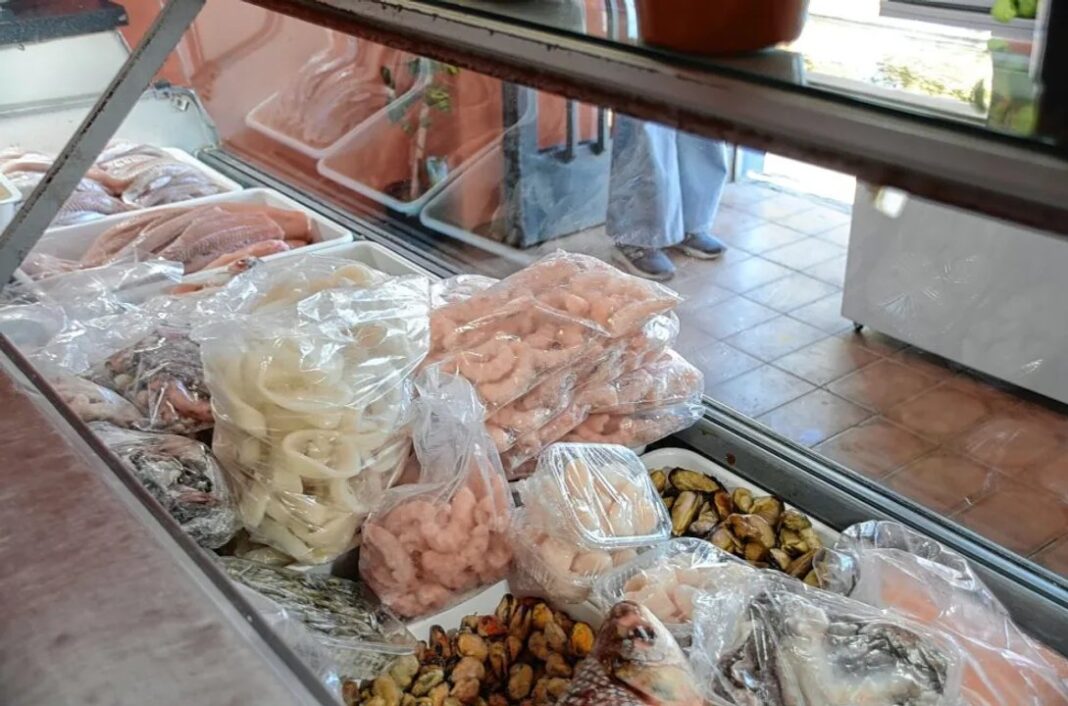 Pescadería en Comodoro Rivadavia con productos para Semana Santa