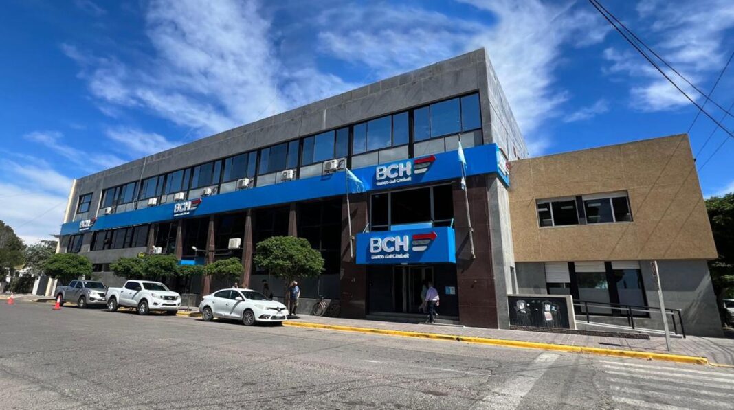 Autoridades del Banco del Chubut durante la Asamblea General Ordinaria de Accionistas.