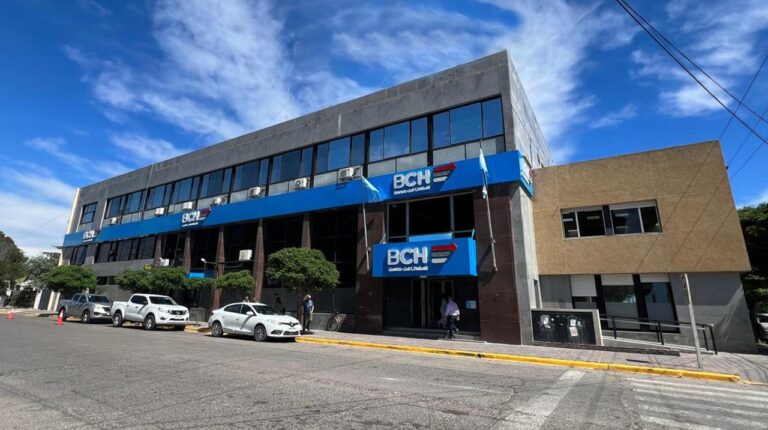 Autoridades del Banco del Chubut durante la Asamblea General Ordinaria de Accionistas.