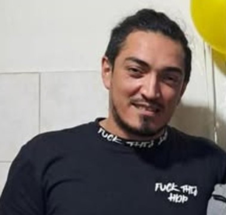 Fotografía de Imanol Aquiles Barroso Fernández, hombre de 34 años desaparecido en Comodoro Rivadavia