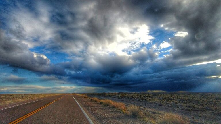 Accidente de tránsito en la Ruta Nacional 26, cerca de Sarmiento, provincia de Chubut.