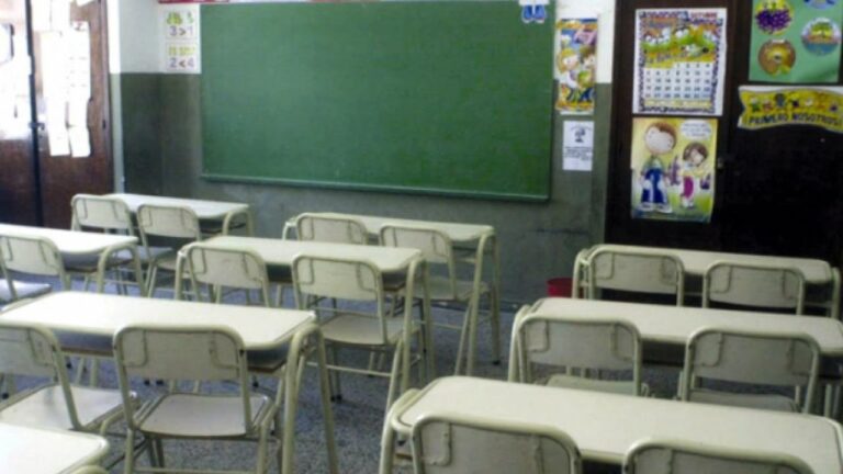 Referentes de gremios docentes de Chubut en reunión informativa