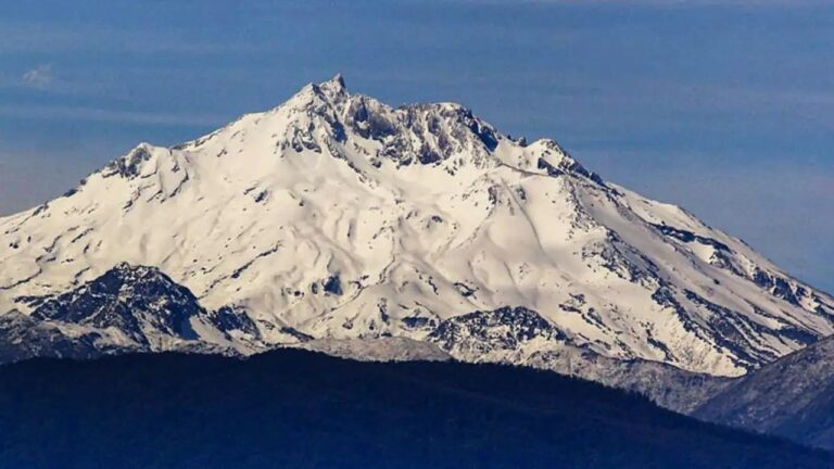 Volcán Nevado de Longaví en Chile