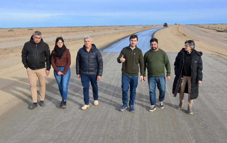 Obra de reconstrucción de la Ruta Nacional 40 en Chubut, tramo Facundo-Los Tamariscos