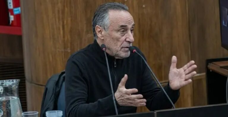 Julio Silva, encargado del edificio de Cristina Kirchner, en una audiencia judicial