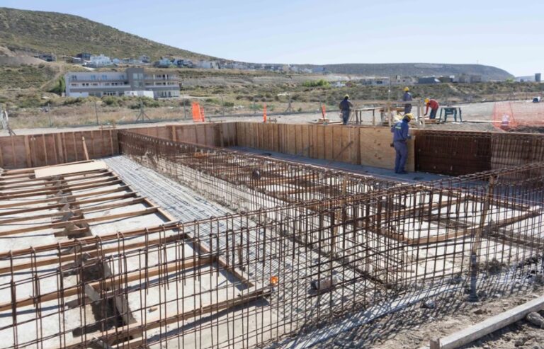 Planta de tratamiento de efluentes en construcción en Rada Tilly
