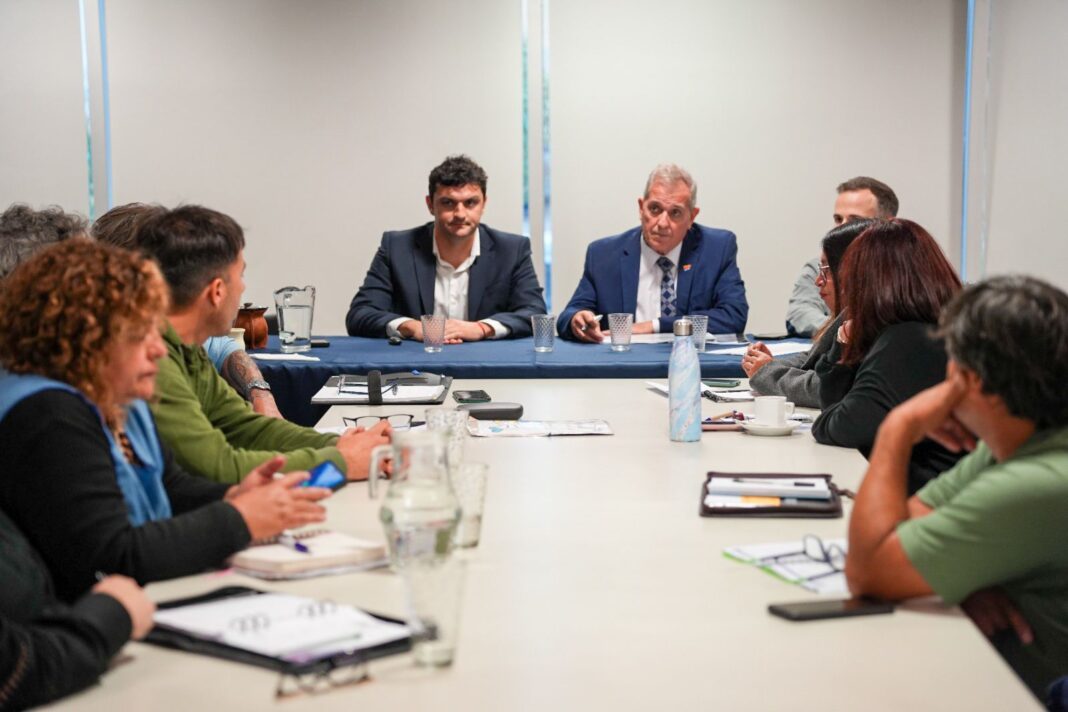 Reunión paritaria docente en Vialidad Provincial de Chubut