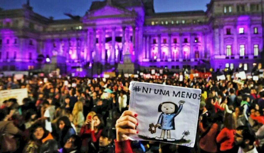 Movilización del Ni Una Menos en Trelew, Chubut