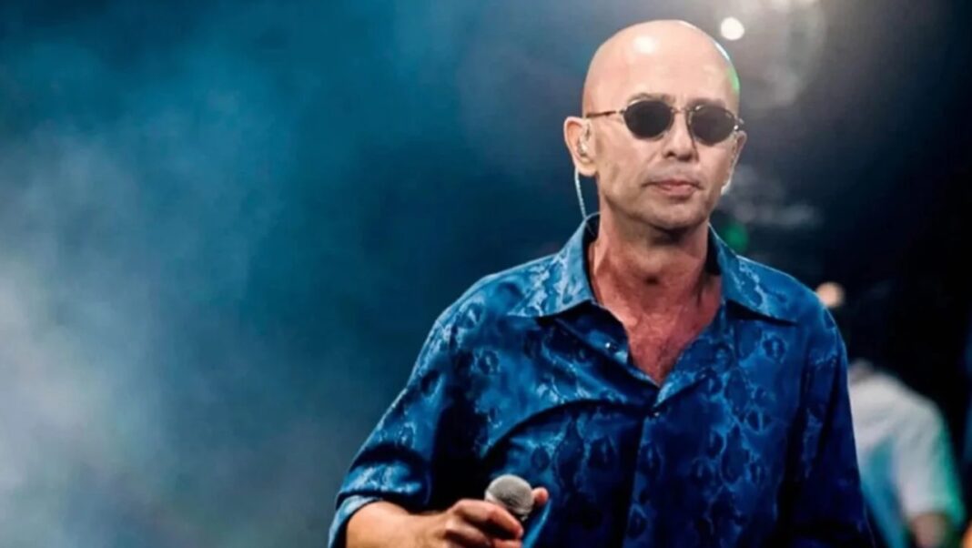 Fotografía del músico Carlos Alberto Indio Solari