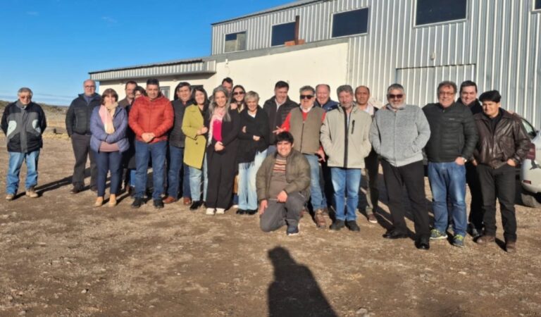 Reunión de dirigentes de la UCR Chubut en Paso de Indios