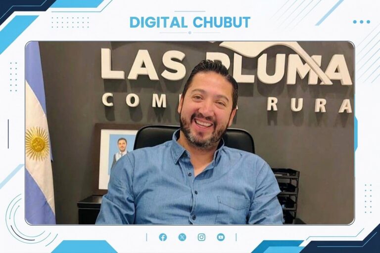 Sergio Bowman durante el anuncio del gas por red en Las Plumas