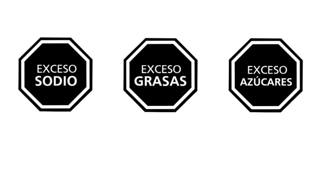 Octógonos negros de advertencia en envases de alimentos