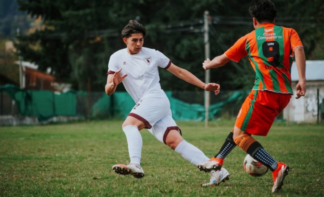Joven futbolista de El Hoyo convocado para prueba en Italia