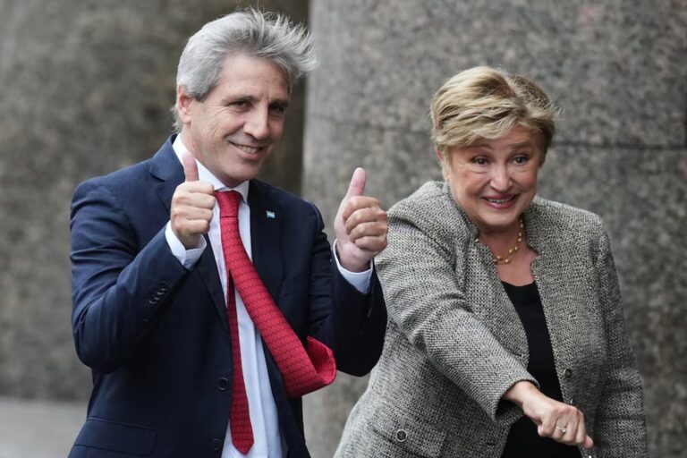 Kristalina Georgieva y Luis Caputo en Vaca Muerta