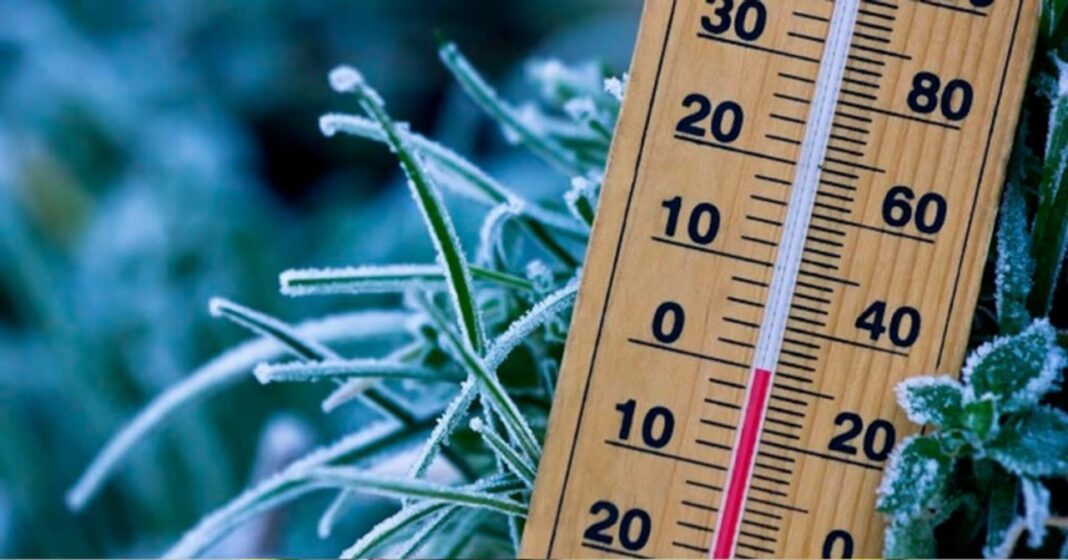 Termómetro marcando temperatura bajo cero en Puerto Madryn