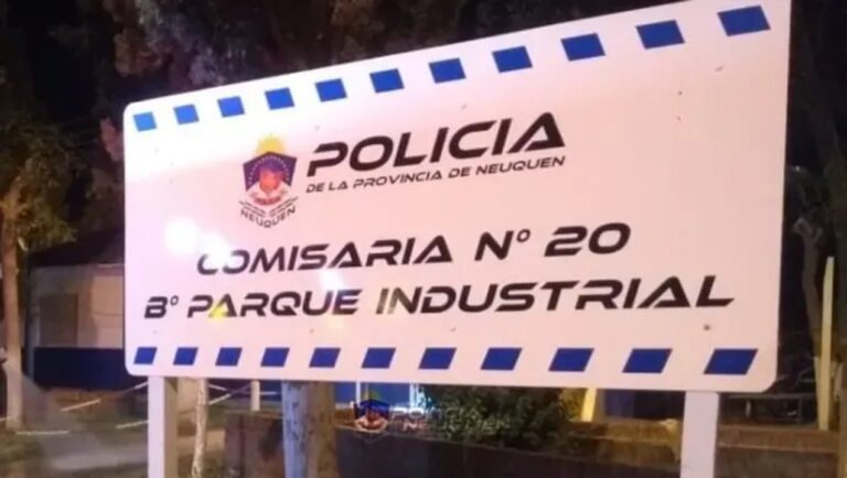 Policía en allanamiento en Neuquén