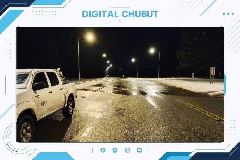 Ruta Nacional 259 entre Esquel y Trevelin con calzada húmeda