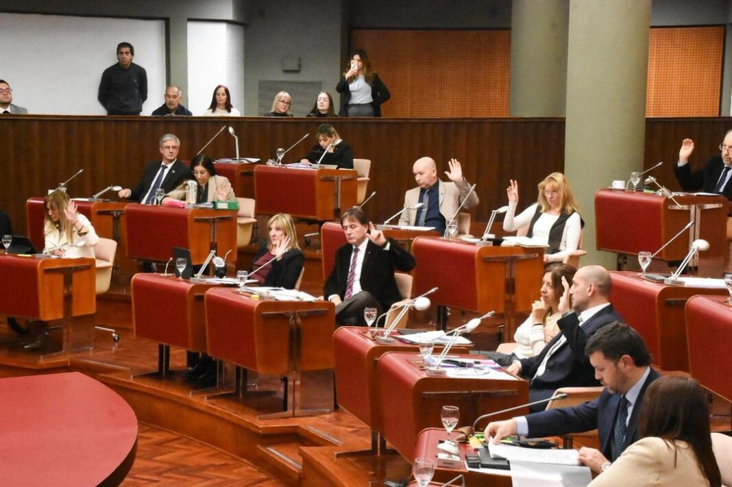Vista del recinto de la Legislatura de Chubut durante la sesión