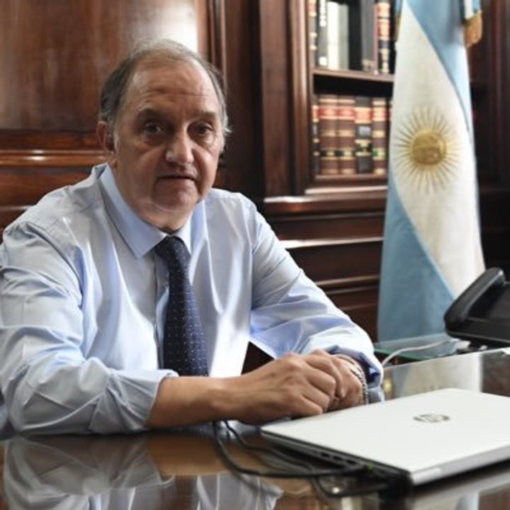 Carlos Linares en el Senado