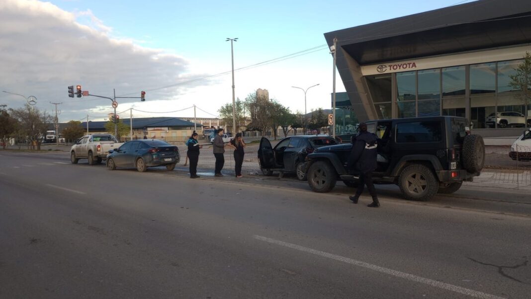 Intersección de Avenida Hipólito Yrigoyen y calle Estados Unidos en Comodoro Rivadavia, donde ocurrió el choque múltiple