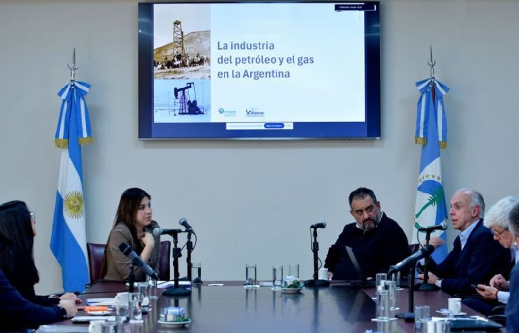 Presentación de la Expo Oil & Gas Patagonia 2026 en la Legislatura de Neuquén