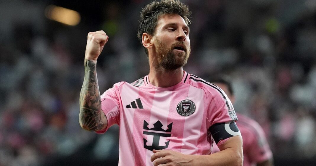 Lionel Messi con la camiseta de Inter Miami antes de un partido