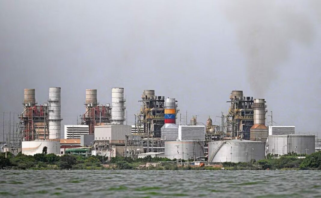 Fuerzas Armadas de Venezuela respaldan acuerdo petrolero con Estados Unidos