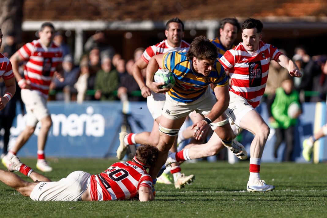 Partido de rugby entre Hindú y Alumni por el Top 14 de la URBA