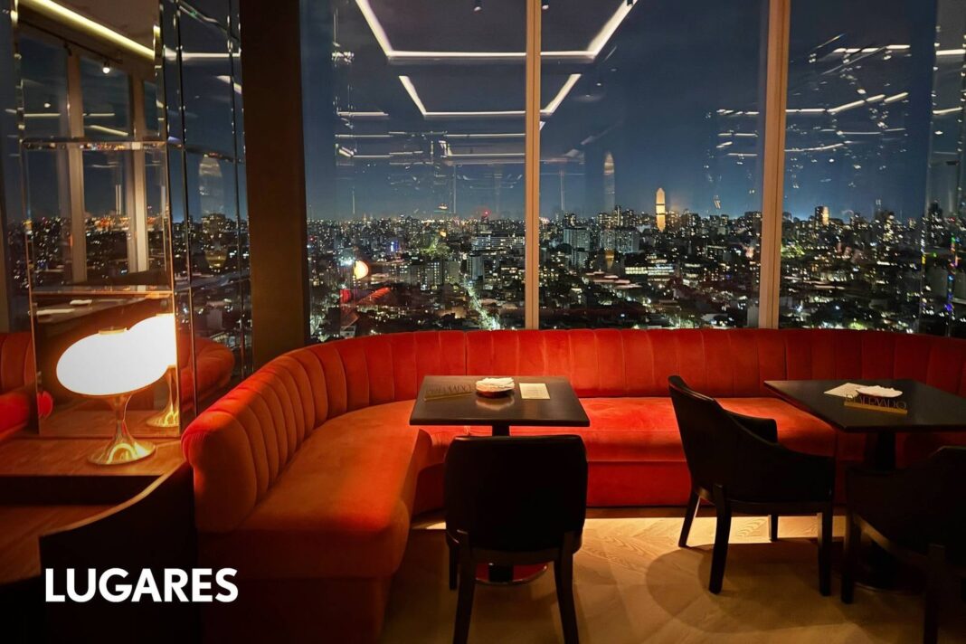 Interior de Trade Sky Club, rooftop en Palermo