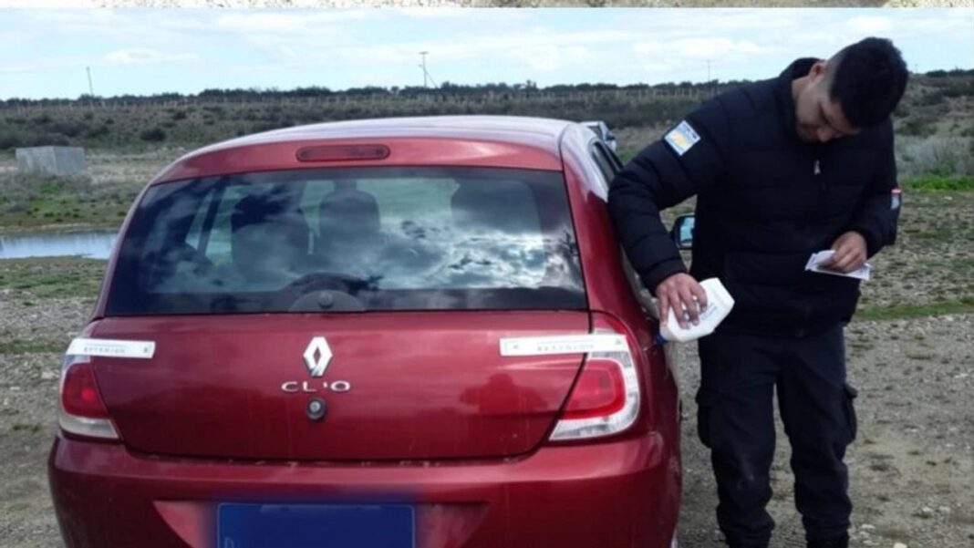 Operativo policial en el cruce de la Ruta Nacional 40 y la Ruta Provincial 53 en Río Gallegos