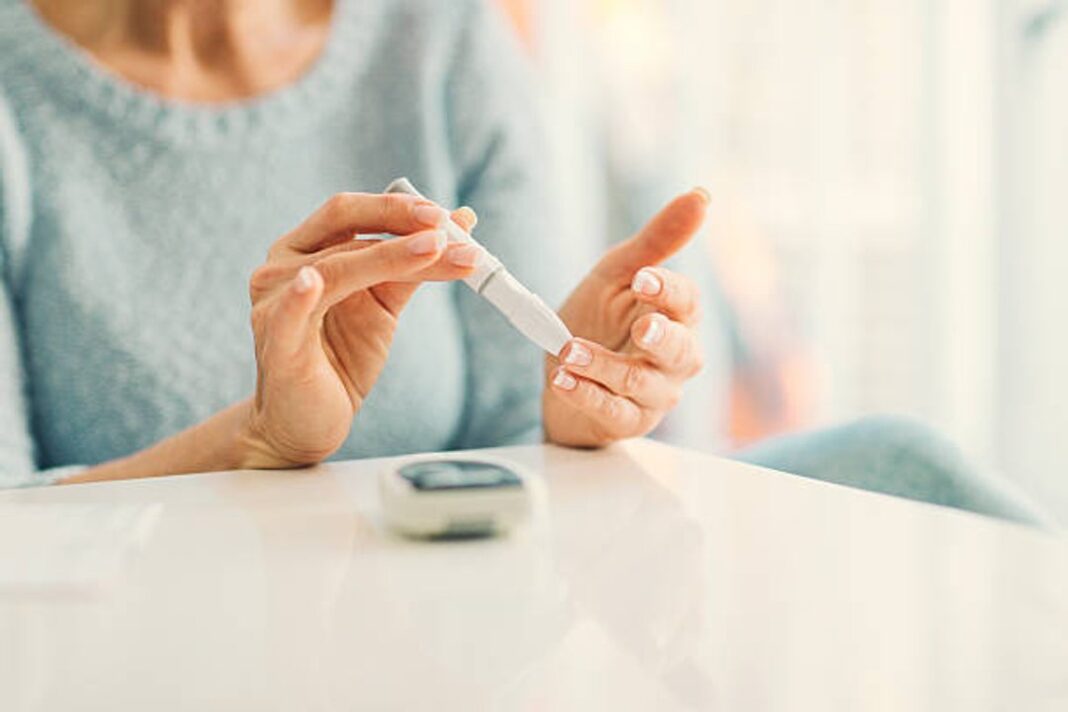 Madres de niños con diabetes tipo 1 reclaman insumos en el Hospital Regional de Comodoro Rivadavia