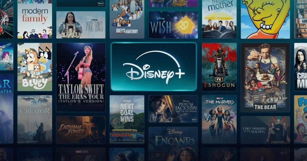 Interfaz de Disney+ con el ranking de series y películas más vistas en Argentina
